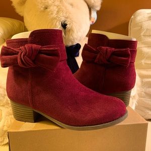 Girls Bow Boots size 2 ( little kids)